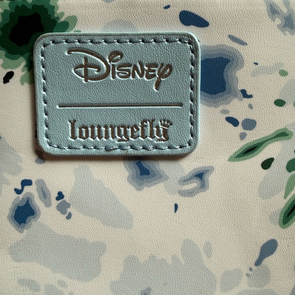 Loungefly Lilo & Stitch Crossbody Bag - Picture 7 of 12
